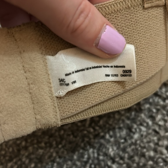 Maidenform 34C Strapless Bra with attachable straps - Picture 13 of 16